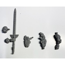 Dominion Zephon - Weapon