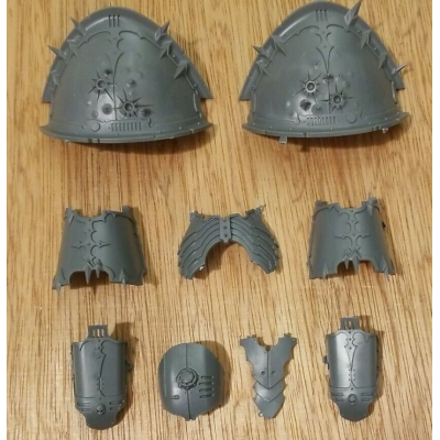 Chaos Knight - Desecrator Armour