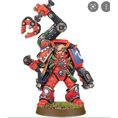 Space Marine Techmarine with Bolt Pistol (Collectors)